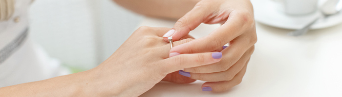 確認しておきたい！婚約指輪、結婚指輪のサイズ直しの注意点｜結婚指輪・婚約指輪｜ゼクシィ