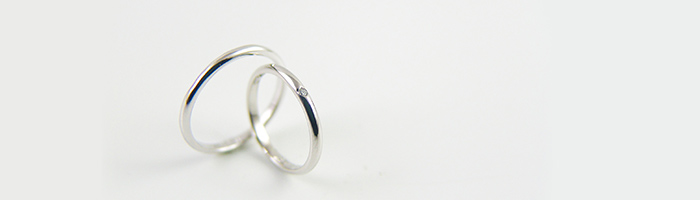 プラチナとどう違う ホワイトゴールドの婚約指輪 結婚指輪の特徴 結婚指輪 婚約指輪 ゼクシィ