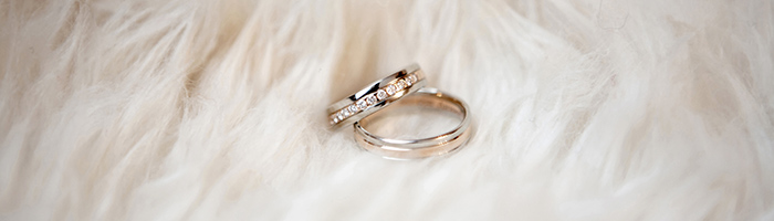 結婚指輪の選び方ガイド デザイン 加工 素材まで 買う前に知っておきたいポイントをご紹介 ゼクシィ