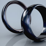 婚約指輪、結婚指輪の個性を出すなら木や赤銅などのリング｜結婚指輪・婚約指輪｜ゼクシィ