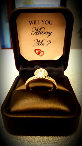 婚約指輪 ふたりがもっとハッピーになる渡し方 結婚指輪 婚約指輪 ゼクシィ