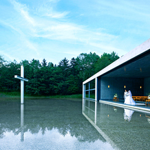 星野リゾート　トマム 水の教会：【オンライン】北海道Ｗの基本がわかる&見積相談もOK