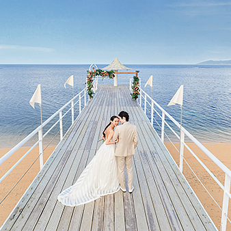 フサキビーチリゾート ホテル＆ヴィラズ:360度海に囲まれ、まるで海の上に立っているかのような「エンジェル ピア」での挙式