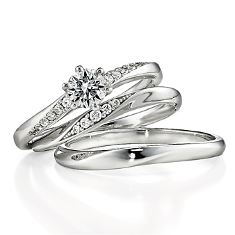 アンジェリック　フォセッテ　ブライダル：婚約指輪2500型、結婚指輪2600型の中からお気に入りのセットリングを見つけて！