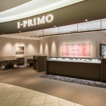 I-PRIMO(アイプリモ) なんばパークス店｜婚約指輪・結婚指輪｜ゼクシィ