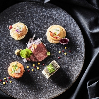 IRIS WATER TERRACE AYAMEIKE