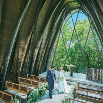 IRIS WATER TERRACE AYAMEIKE