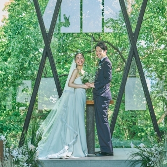 IRIS WATER TERRACE AYAMEIKE