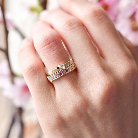 杢目金屋】ふたりだけに見える「ひみつの桜」。2人の絆を感じる《桜