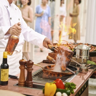 ローズガーデン／ロイヤルグレース大聖堂