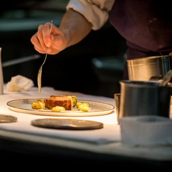 ローズガーデン／ロイヤルグレース大聖堂