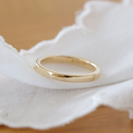 【オーダー】結婚10周年に贈る、結婚指輪と重ね付けできる家族誕生石入りリング