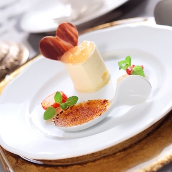 スタイリッシュウェディング　ヴィーナスコート　佐久平