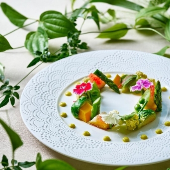 HILLTOP THE SQUARE　（ヒルトップ ザ スクエア）