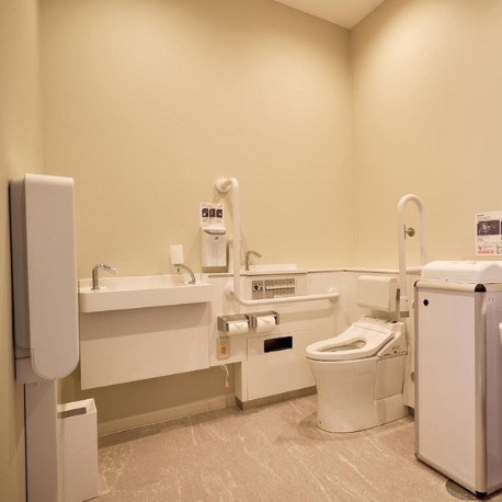 HILLTOP THE SQUARE　（ヒルトップ ザ スクエア）