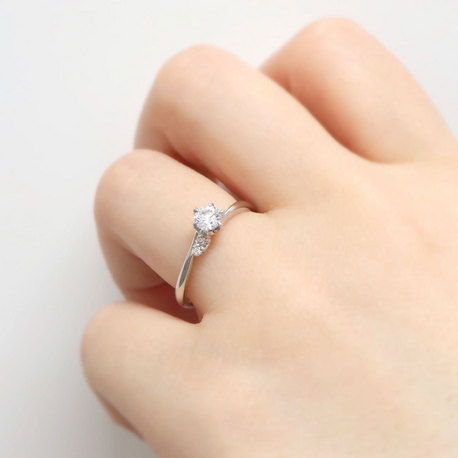 ダイアンサス】ピンクダイヤモンド／プラチナリング《レガンオリジナル