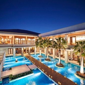 THE MEETS MARINA TERRACE（ザ・ミーツ マリーナテラス）