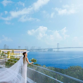 Ｔ’ＳＵＫＩ　ｓｕｒ　ｌａ　ｍｅｒ（ツキ　シュール　ラ　メール）