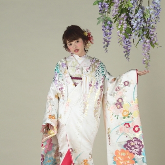 エミリア（Wedding Court EMILIA）