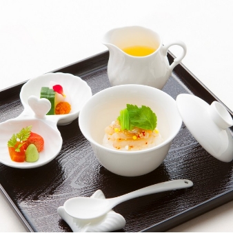 エミリア（Wedding Court EMILIA）