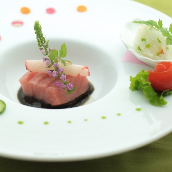 エミリア（Wedding Court EMILIA）