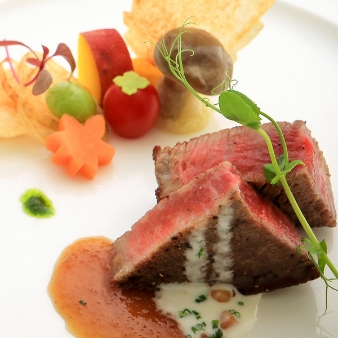 エミリア（Wedding Court EMILIA）