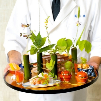 The KIKUSUIRO narapark（菊水楼）