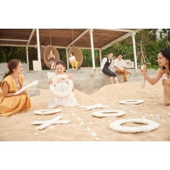 ザ・ギノザリゾート　美らの教会／アールイズ・ウエディング：【お子様と一緒の結婚式】準備の負担は最小限！ご旅行込みフェア：