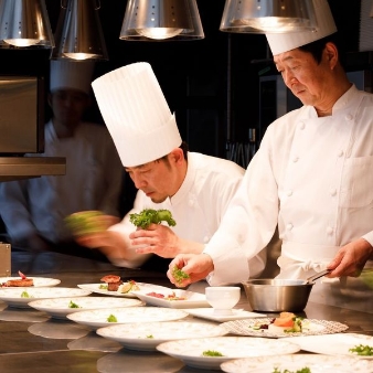 ネオス・ミラベル