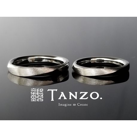【美品】  No.217 リング 13.5号 デンマーク製 純チタンペアリング 甲丸/かまぼこ型リング1.5mm幅 名入れ