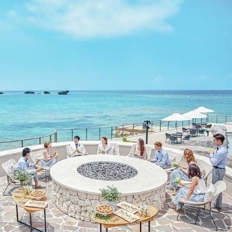 瀬良垣島教会／アールイズ・ウエディング：7月限定【夏のBIG特典】ホテル宿泊＆カメラGET☆抽選フェア！！：