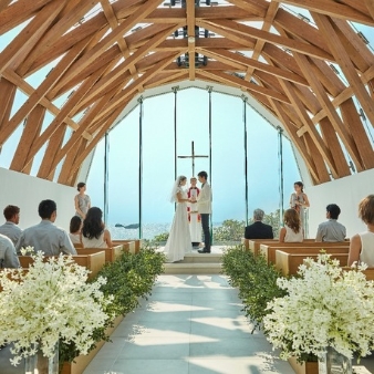 瀬良垣島教会／アールイズ・ウエディング：【先着3組】木組み調の温もりに包まれた上質なCHAPEL×映像体験：