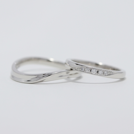 ふたりで作る結婚指輪【斜めラインが美しい、こだわりのプラチナリング ふたりで作る結婚指輪【斜めラインが美しい、こだわりのプラチナリング