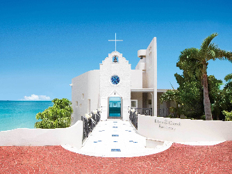 ルネッサンス・リベーラ教会／チュチュリゾートウエディング：「神聖な海辺」という意味が込められた「ルネッサンス・リベーラ教会」