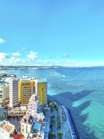 ヴォヤージュ ドゥ ルミエール北谷リゾート:〈沖縄中部〉アクセス便利でゲストも嬉しい好立地