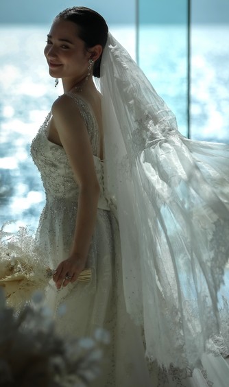 ヴォヤージュ ドゥ ルミエール北谷リゾート：煌く海×輝く花嫁が印象的なチャペルは必見