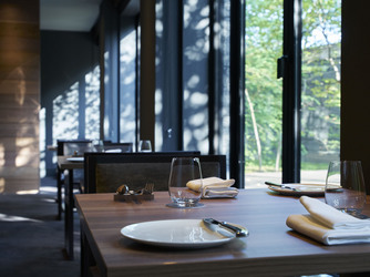 KYUKARUIZAWA KIKYO, Curio Collection by Hilton（元 旧軽井沢ホテル）：結婚式の後もご家族がかえってこられる場所として…