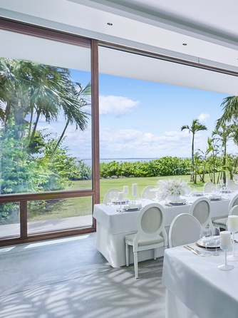 ザ・ギノザリゾート 美らの教会/アールイズ・ウエディング:たいせつな人を招いて少人数のアットホームなパーティを。