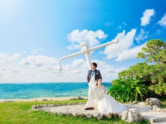 アートグレイス　オーシャンフロントガーデンチャペル　沖縄：ラブアンカーは愛のシンボル