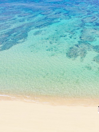 瀬良垣島教会／アールイズ・ウエディング：見たままの壮大な景色をそのまま写真におさめて