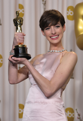 Anne Hathaway アン・ハサウェイ