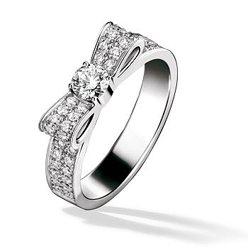 リュバン ドゥ シャネル リング - CHANEL（シャネル）の婚約指輪(エンゲージリング)｜ゼクシィ