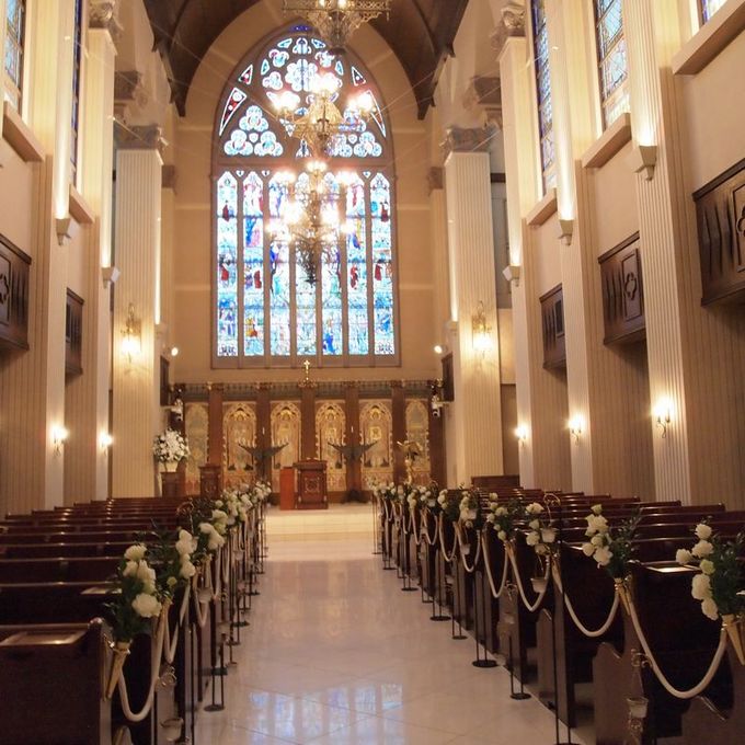 ブルーミントンヒルのプランナーブログ 教会で結婚式をしたい あなたの願いを叶える ステンドグラスが美しい大聖堂 結婚 式場 ウエディング 挙式 ブライダル ゼクシィ