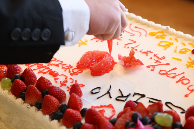 世界にひとつだけのウエディングケーキ プランナーブログ 神戸三田ホテルウエディング 神戸 六甲 西宮のブライダル 結婚式 黒毛和牛メニュー無料試食つき見学会も好評