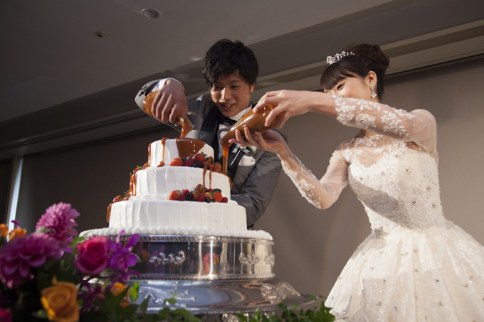 ｋｋｒホテル東京のプランナーブログ カラードリップケーキ 結婚式場 ウエディング 挙式 ブライダル ゼクシィ