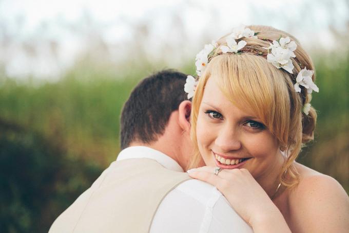 gorgeous-wedding-photo-of-the-bride-and-groom-cairns-bridal-makeup-and-wedding-hair.jpg