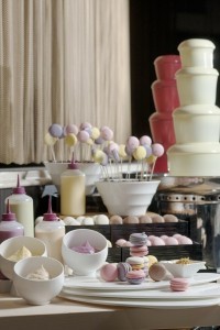 0206_Brunch_Macaroon_Station_V-200x300.jpg