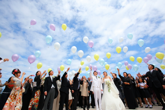 ローズガーデンクライスト教会のプランナーブログ バルーンリリース 結婚式場 ウエディング 挙式 ブライダル ゼクシィ