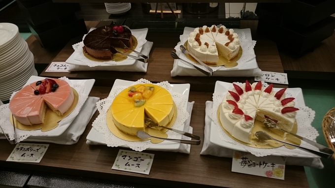 宇都宮東武ホテルグランデのプランナーブログ ケーキバイキング 結婚式場 ウエディング 挙式 ブライダル ゼクシィ