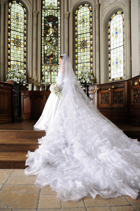 ハートフィールド ｈｅａｒｔ ｆｉｅｌｄ のプランナーブログ ウェディングドレスは後ろ姿が大事 結婚 式場 ウエディング 挙式 ブライダル ゼクシィ